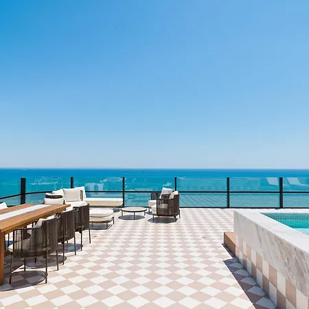 Hotel de apartamente Liv Mackenzie Adults Only Larnaca