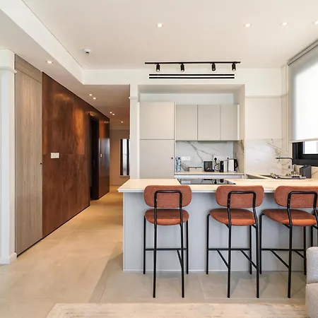 Liv Mackenzie Adults Only Apartahotel 4*