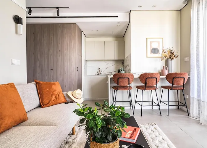 Liv Mackenzie Adults Only Apartahotel Lárnaca