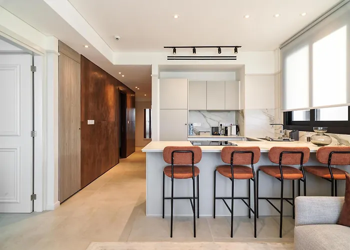 Liv Mackenzie Adults Only Apartahotel 4*