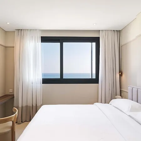Hotel apartamentowy Liv Mackenzie (adults Only) 4*