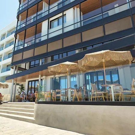 Liv Mackenzie Adults Only Aparthotel