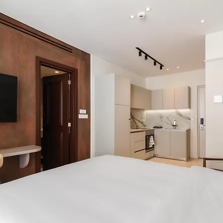 Liv Mackenzie Adults Only Aparthotel