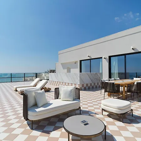 Liv Mackenzie Adults Only 4* Larnaka