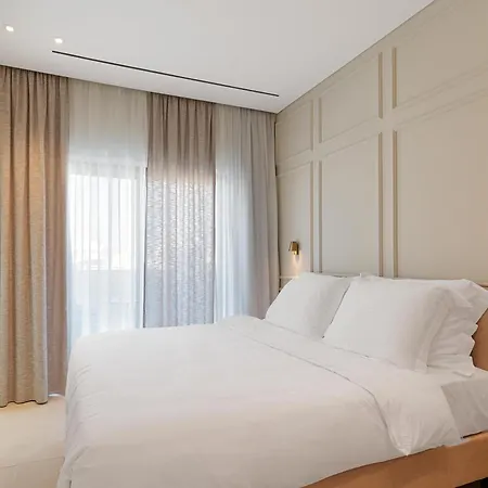 Liv Mackenzie Adults Only Lejlighedshotel Larnaca