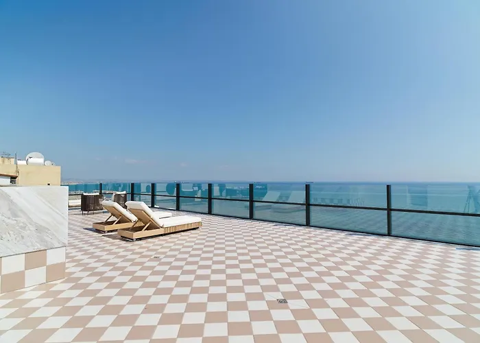 Aparthotel Liv Mackenzie Adults Only Larnaka