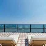 Apartahotel Liv Mackenzie Adults Only 4*