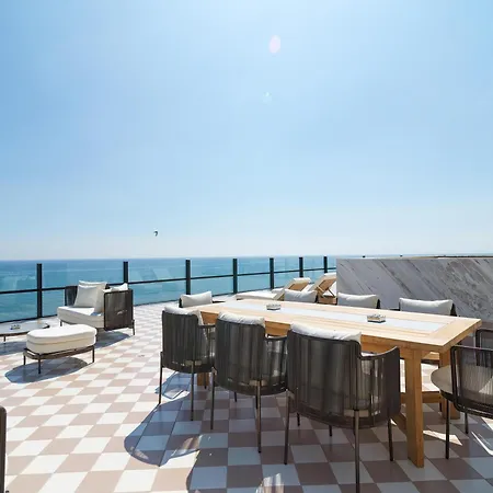 Liv Mackenzie Adults Only 4* Λάρνακα